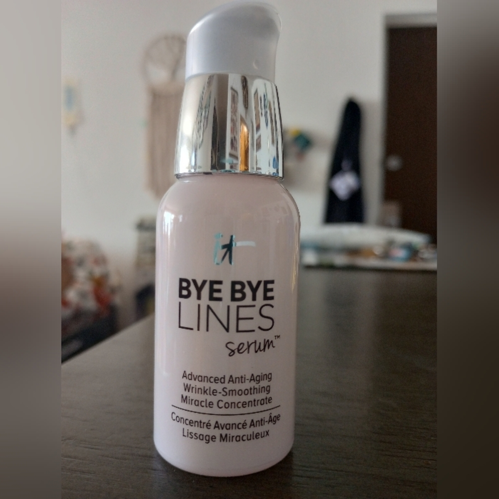 IT Cosmetics Bye Bye Lines Serum